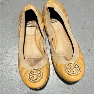 Tory Burch  Flats 8